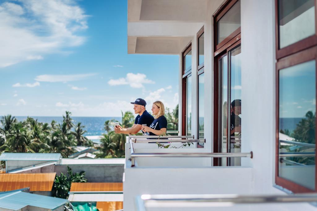 Rekidhiye Inn Addu City Exteriör bild